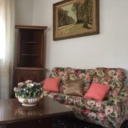 Apartment La Casa Di Emilio Camaiore